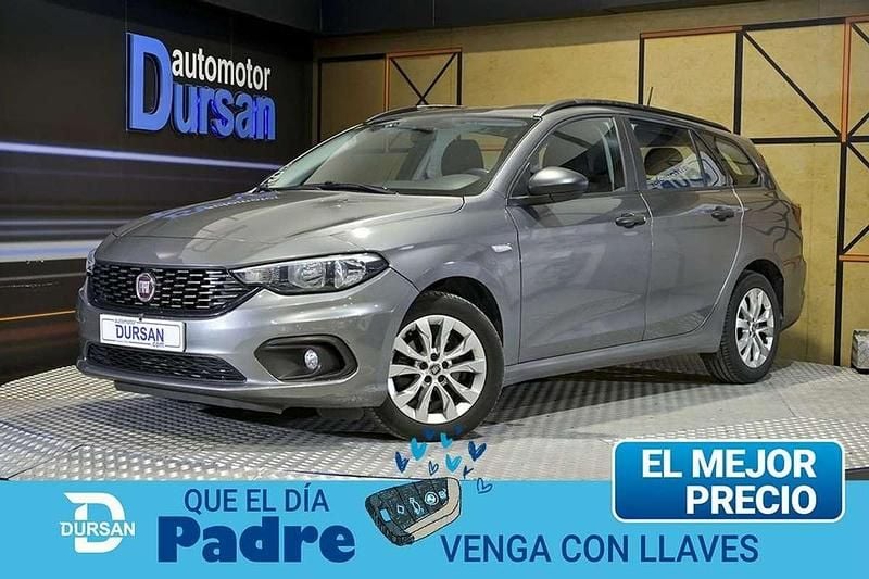 Usado Fiat Tipo Lounge 120 CV (88 kW) 2018 Gris Familiar