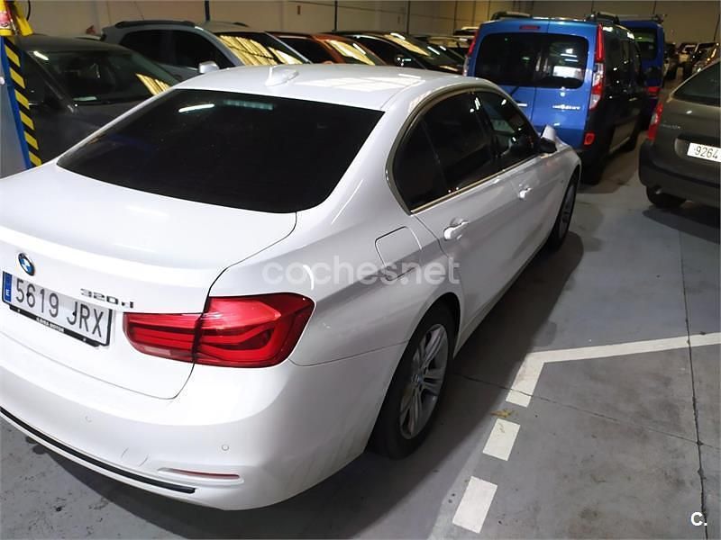 Usado BMW 320 Efficient Dynamics 184 CV (135 kW) 2016 Blanco Berlina