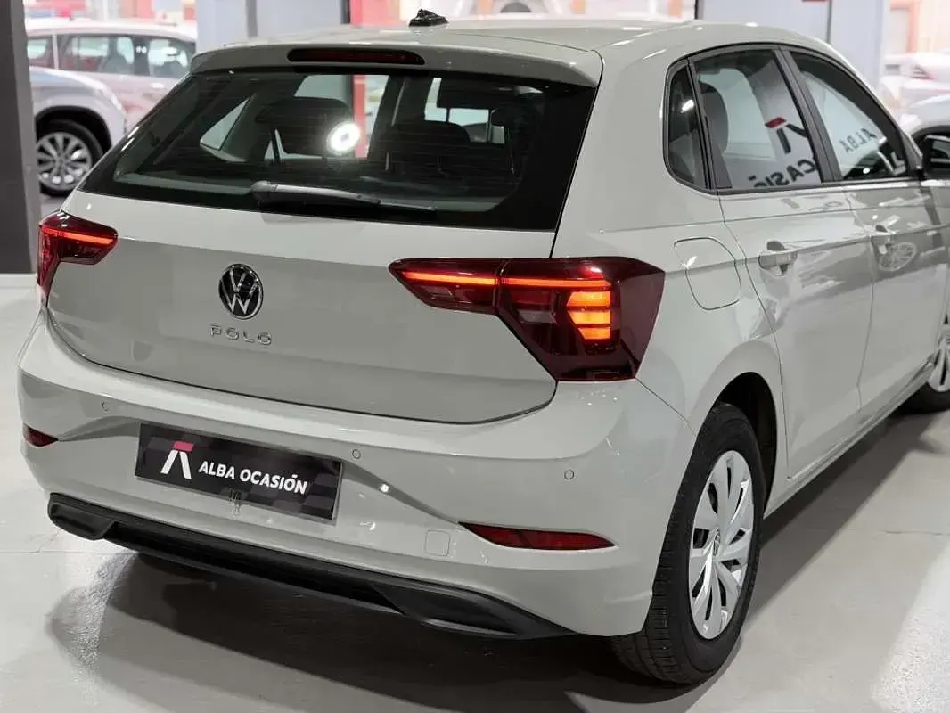 Usado VW Polo Life 95 CV (69 kW) 2022 Blanco Utilitario
