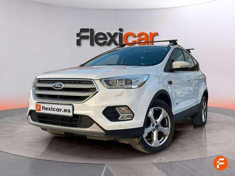Usado Ford Kuga ST-Line 150 HP (110 kW) 2018 Branco SUV