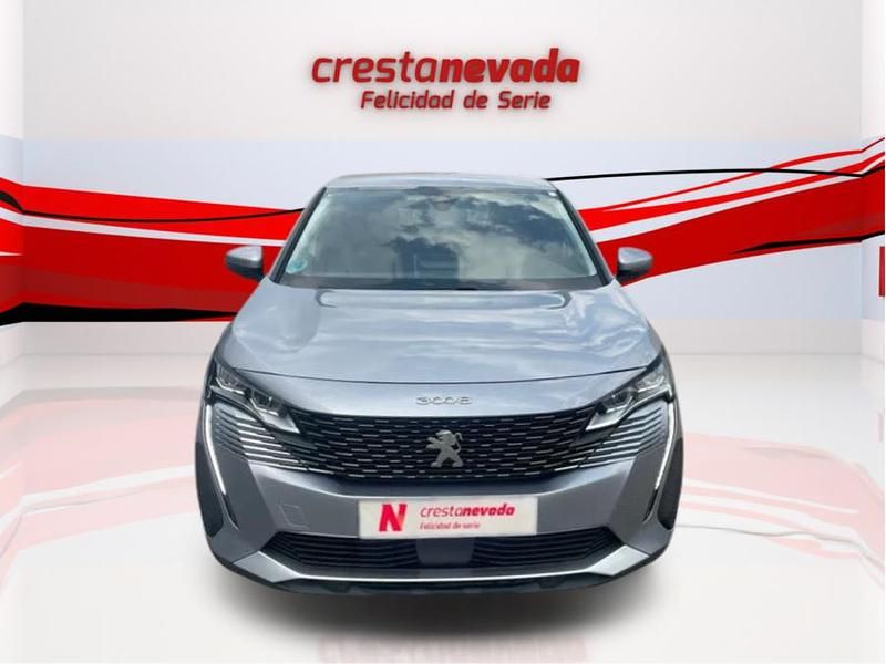 Usado Peugeot 3008 Allure 131 CV (96 kW) 2021 Gris / plata SUV