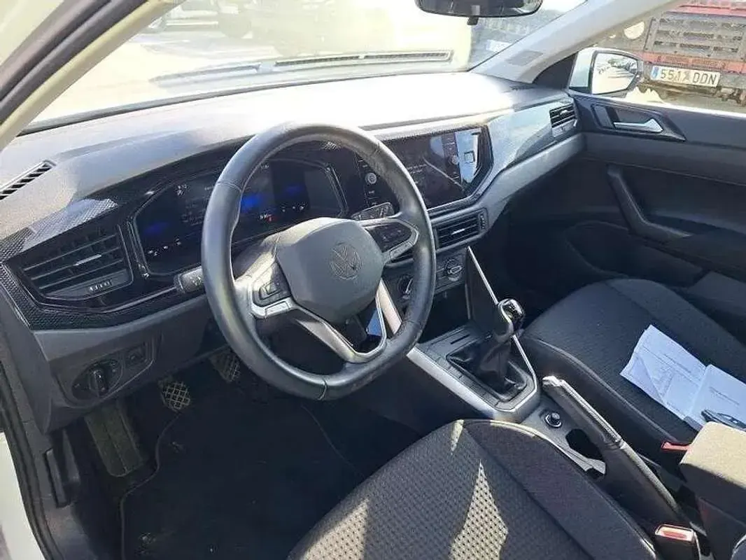 Usado VW Polo Life 95 CV (69 kW) 2022 Blanco Utilitario