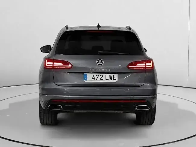 Usado VW Touareg Elegance 286 CV (210 kW) 2022 Gris SUV