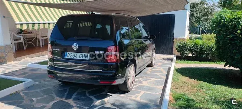 Usado VW Touran Highline 170 CV (125 kW) 2009 Negro Monovolumen