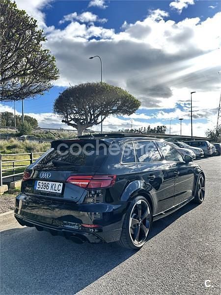 Usado Audi RS3 400 CV (294 kW) 2018 Negro Berlina