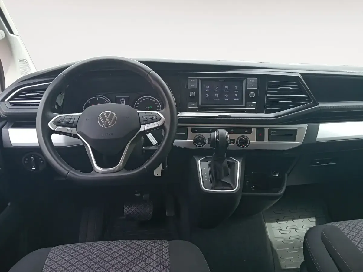 Usado VW California Beach 204 CV (150 kW) 2024 Blanco Van