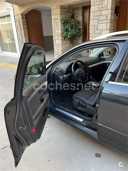 Negro Usado 2007 Audi A4 Familiar | 6000 € (Buen precio) - Imagen 1/2