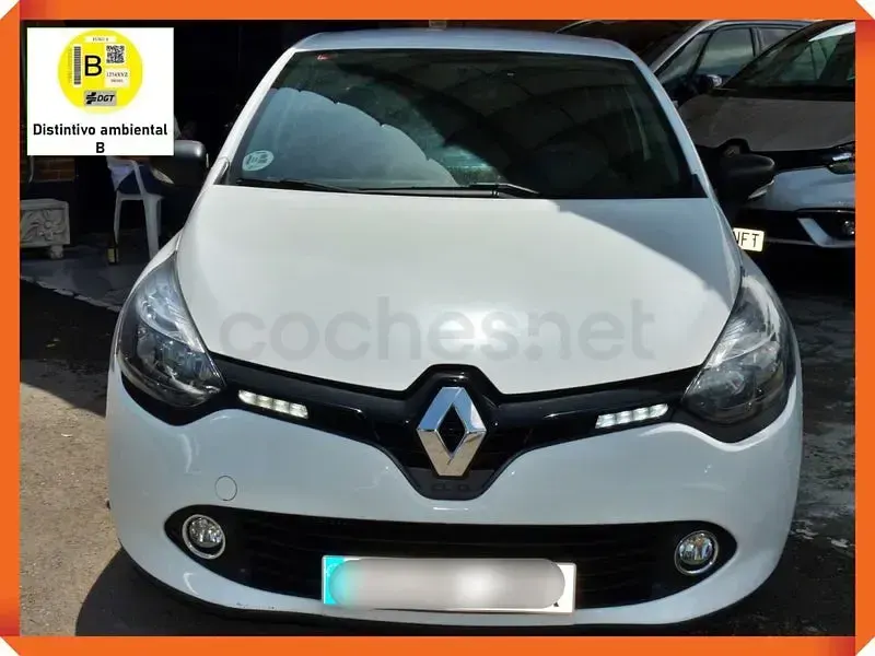 Usado Renault Clio IV Authentique 75 CV (55 kW) 2015 Blanco Berlina