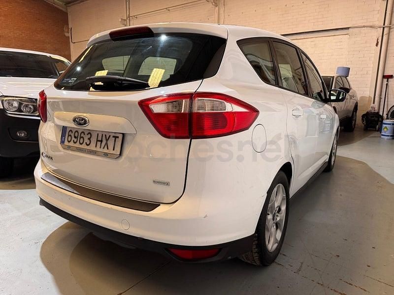 Usado Ford C-MAX Trend 100 CV (73 kW) 2014 Blanco Monovolumen