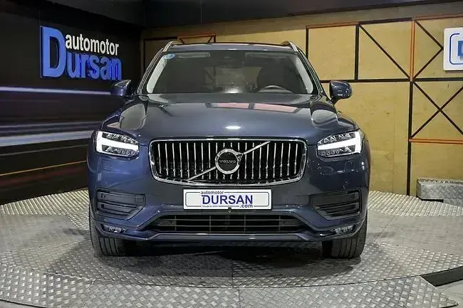 Usado Volvo XC90 Momentum 235 CV (172 kW) 2021 Azul SUV