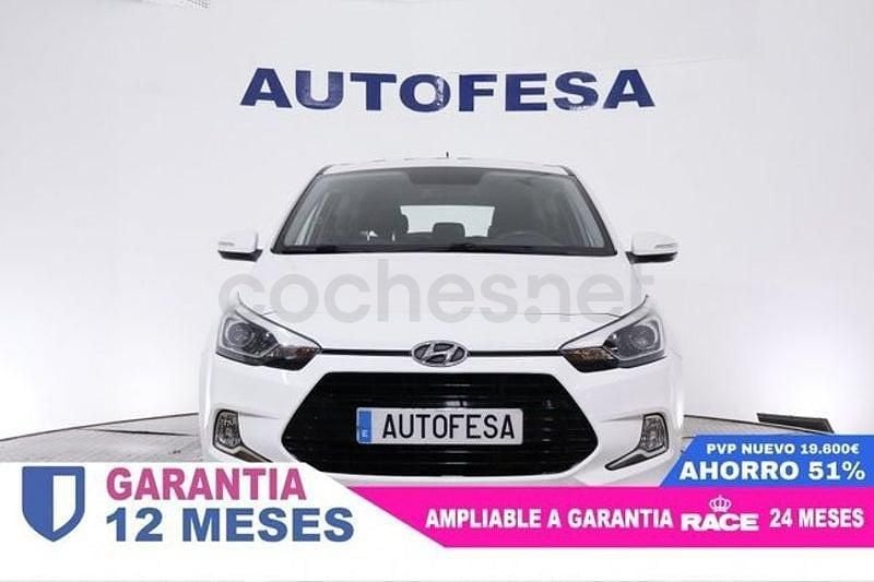 Usado Hyundai i20 84 CV (61 kW) 2017 Blanco Berlina