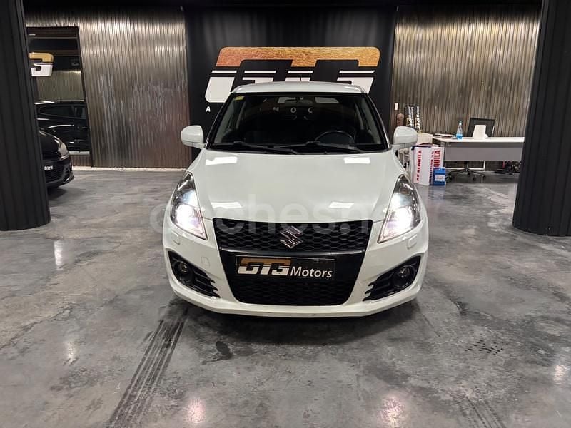 Blanco Usado 2013 Suzuki Swift Sport Berlina | 9999 € - Imagen 1/4