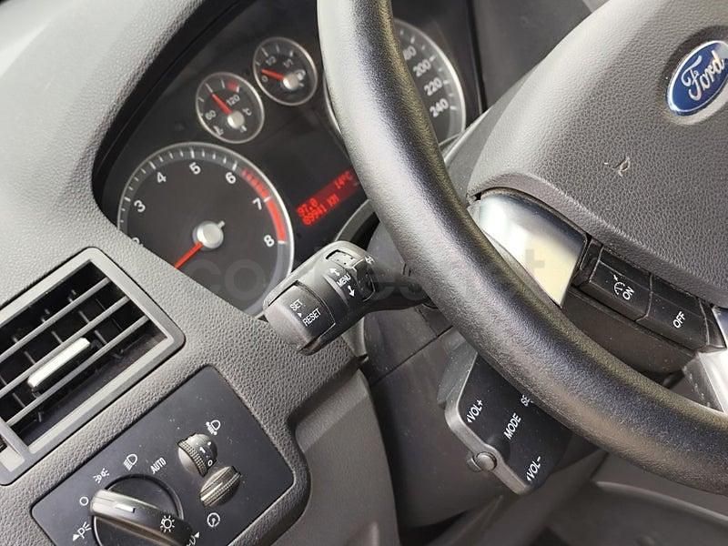 Usado Ford C-MAX 115 CV (84 kW) 2007 Azul Monovolumen