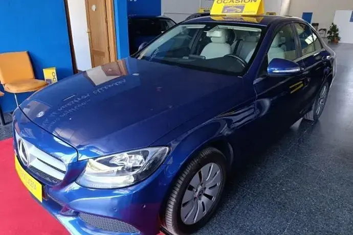 Usado Mercedes C200 Avantgarde 130 CV (95 kW) 2014 Berlina