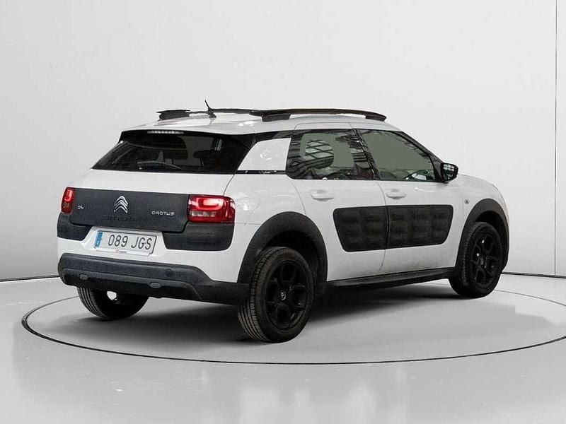 Usado Citroën C4 Cactus Feel 82 HP (60 kW) 2015 Branco Citadino