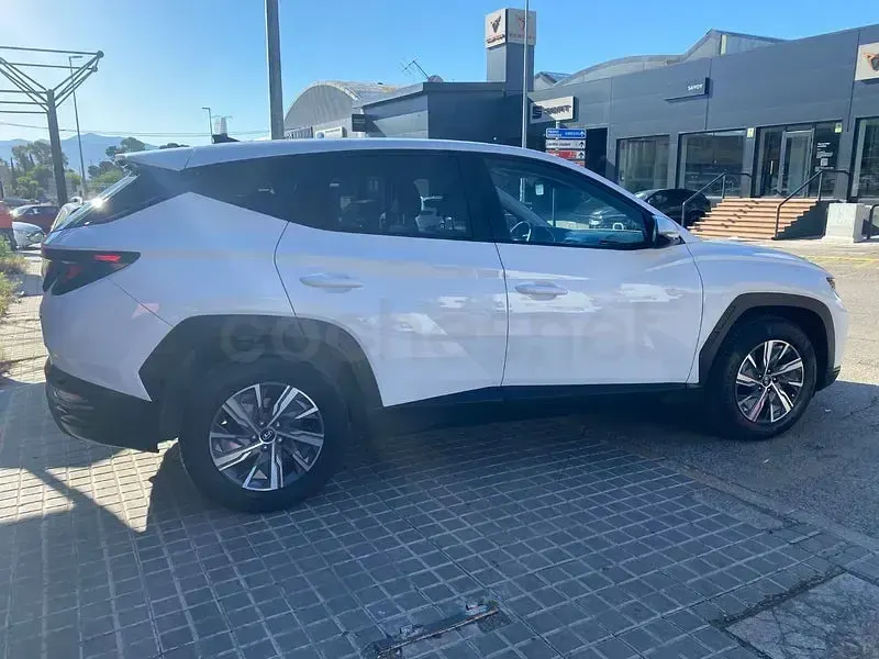 Usado Hyundai Tucson 150 CV (110 kW) 2021 Blanco SUV