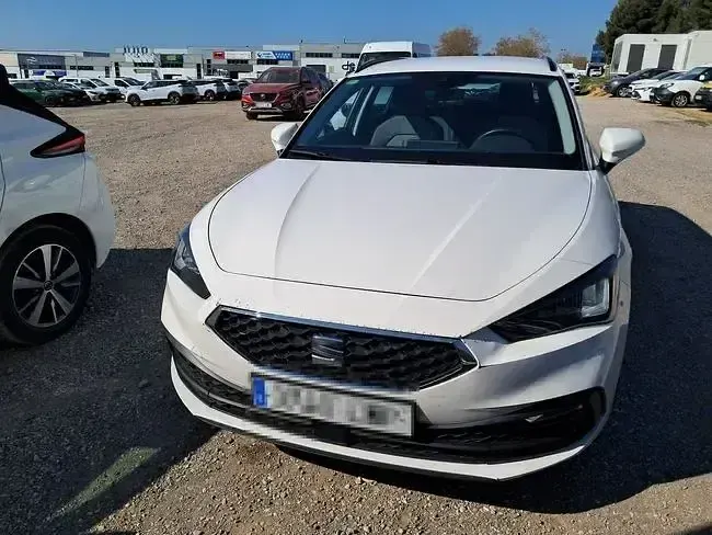 Käytetty Seat Leon Style 116 HP (85 kW) 2022 Valkoinen Farmari