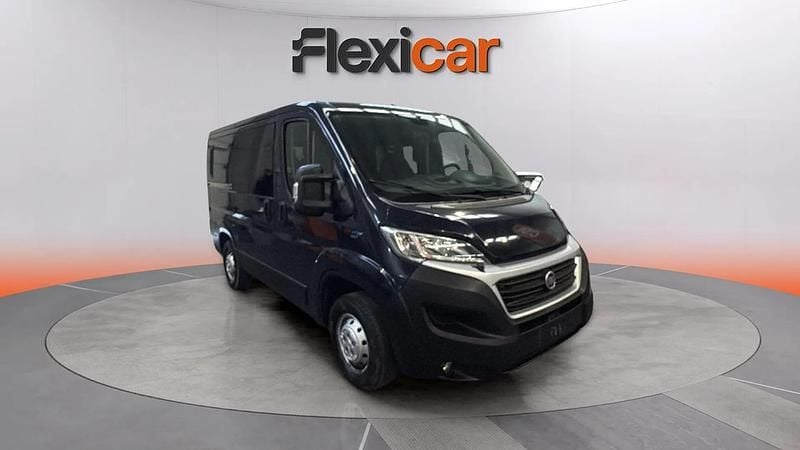 Usado Fiat Ducato 150 CV (110 kW) 2018 Azul Van