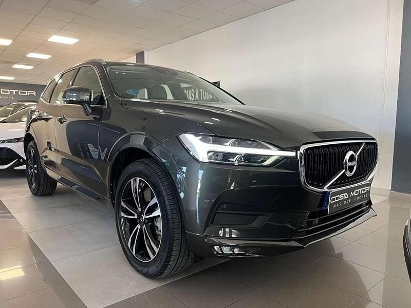 Usado Volvo XC60 Momentum 197 CV (144 kW) 2021 Gris SUV