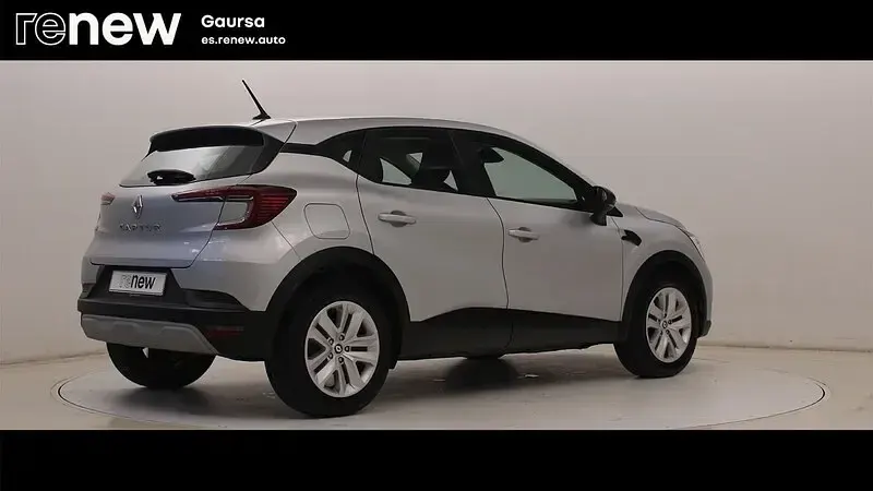 Usado Renault Captur Equilibre 90 CV (66 kW) 2023 Gris SUV