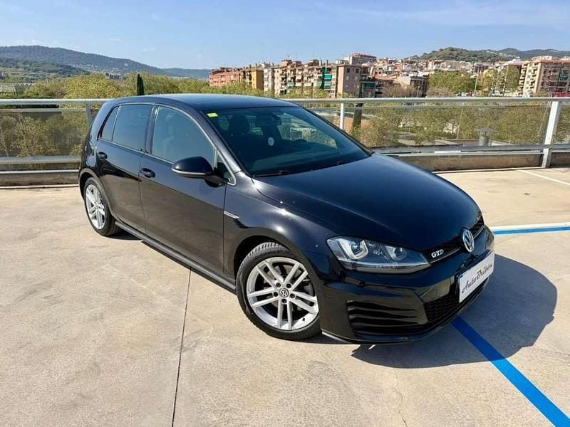 Usado VW Golf VII GTD 184 CV (135 kW) 2016 Negro Utilitario
