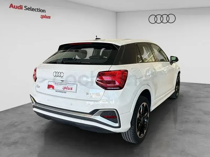 Usado Audi Q2 S-Line 116 CV (85 kW) 2025 Blanco SUV