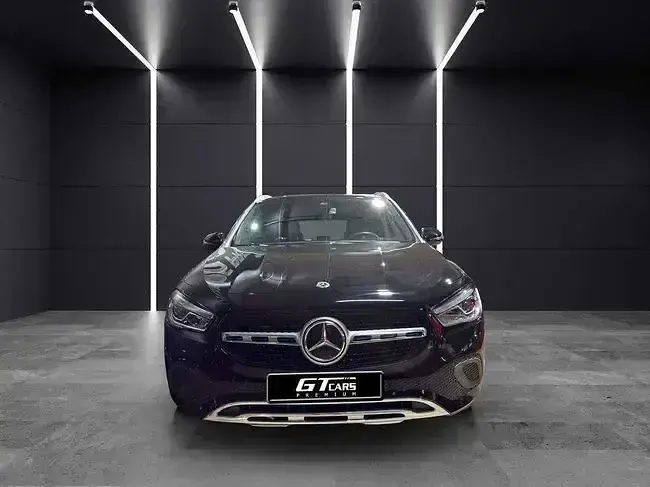 Usado Mercedes GLA200 Progressive 150 CV (110 kW) 2023 Negro SUV