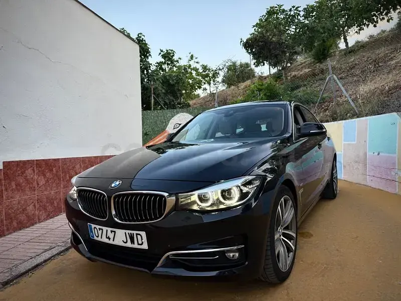 Usado BMW 320 Luxury Line 190 CV (139 kW) 2017 Negro Berlina