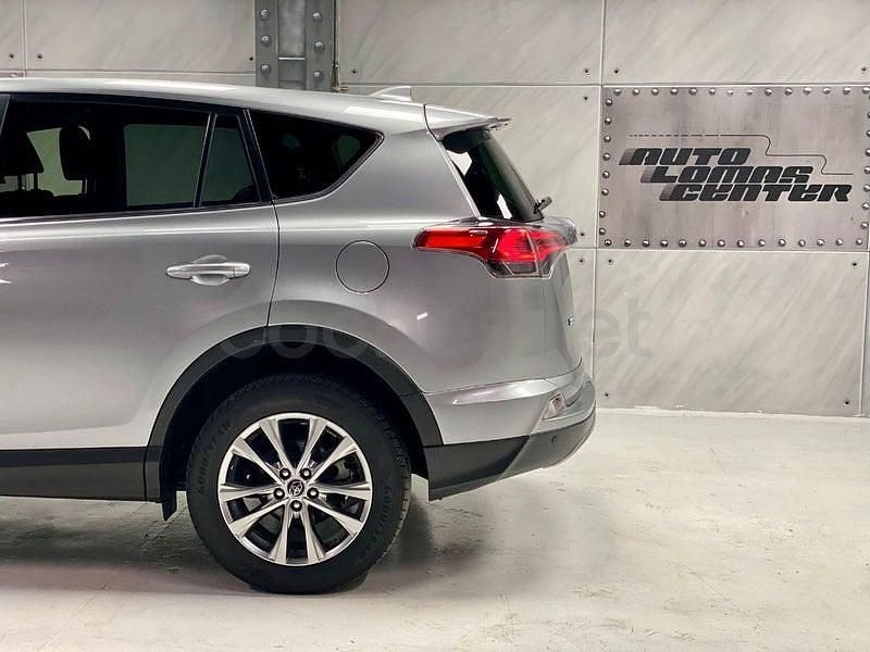Usado Toyota RAV4 Hybrid Advance 197 CV (144 kW) 2018 Gris / plata SUV