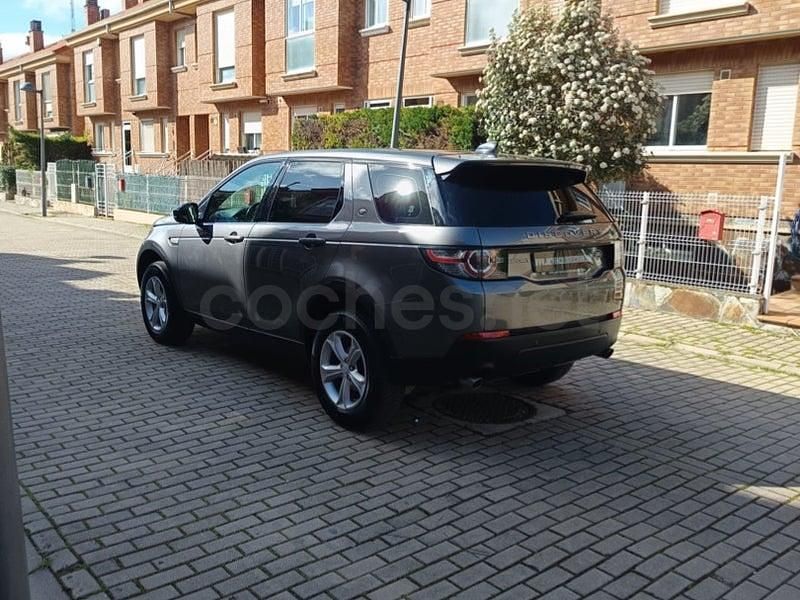Usado Land Rover Discovery Sport SE 150 CV (110 kW) 2018 Gris / plata SUV