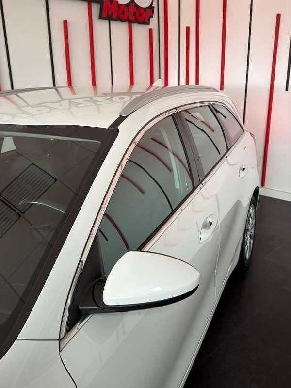 Usado Kia Ceed 116 CV (85 kW) 2020 Blanco Utilitario