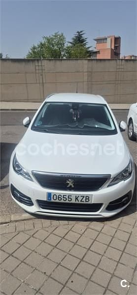 Blanco Usado 2019 Peugeot 308 Style Familiar | 8400 € (Buen precio) - Imagen 1/4