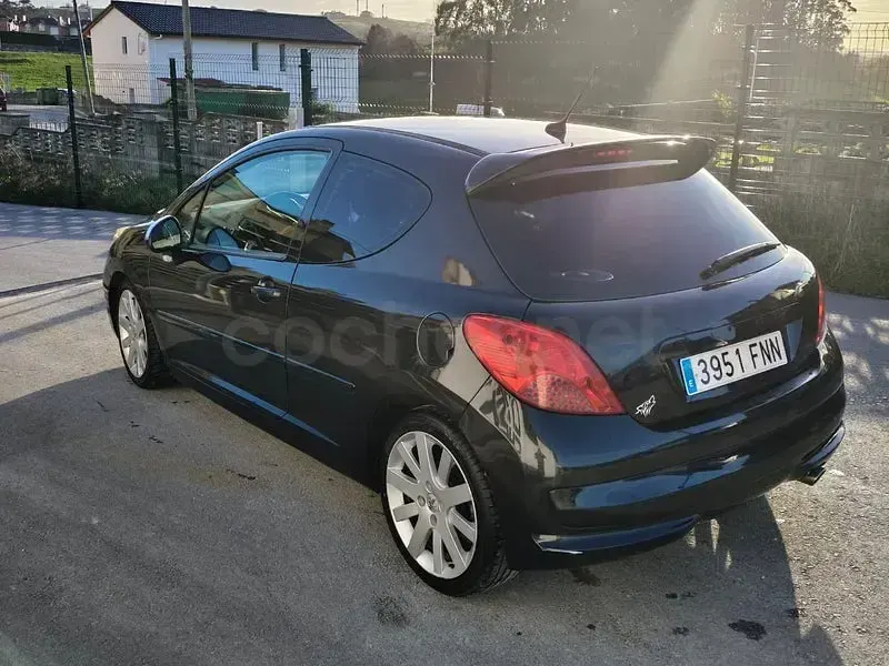 Usado Peugeot 207 Sport 120 CV (88 kW) 2007 Negro Berlina