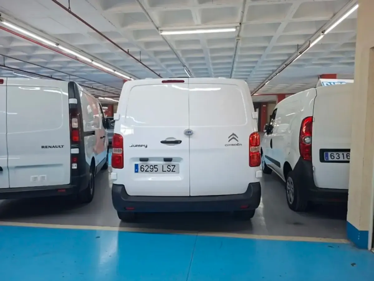 Usado Citroën Jumpy 120 CV (88 kW) 2021 Blanco Monovolumen