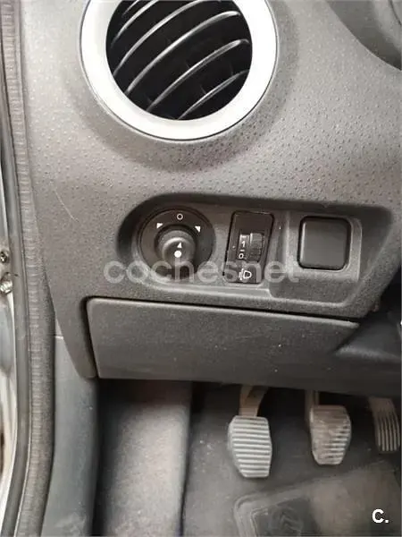 Usado Citroën C3 61 CV (44 kW) 2006 Blanco Berlina