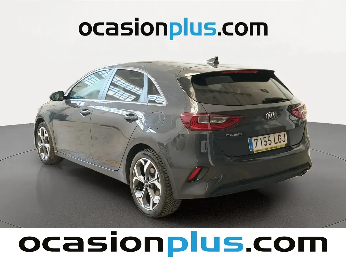 Usado Kia Ceed 101 CV (74 kW) 2020 Gris Utilitario