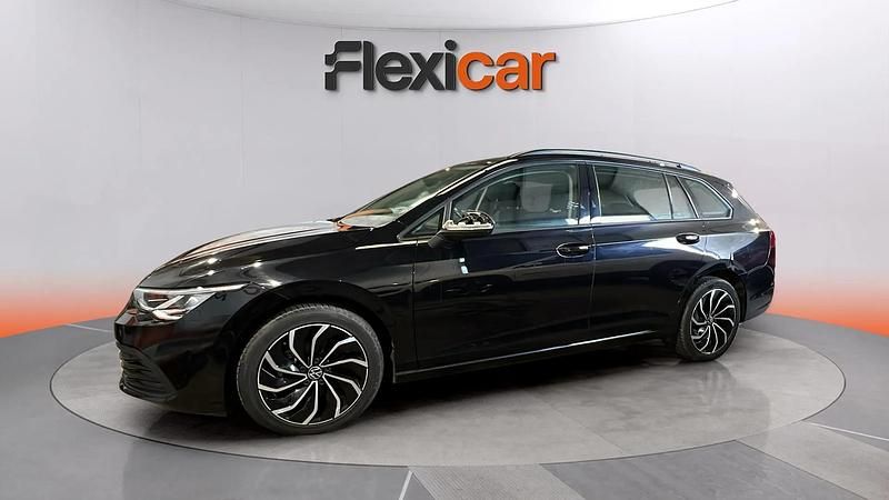 Usado VW Golf VIII Life 131 CV (96 kW) 2021 Negro Berlina