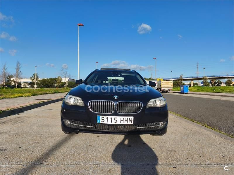 Usado BMW 520 177 CV (130 kW) 2011 Azul Familiar