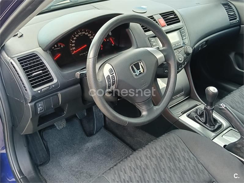 Usado Honda Accord Comfort 155 CV (114 kW) 2003 Azul Berlina