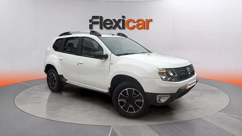 Usado Dacia Duster Lauréate 110 CV (80 kW) 2017 Blanco SUV