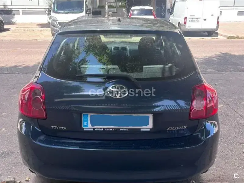 Usado Toyota Auris Sol 126 CV (92 kW) 2009 Negro Utilitario