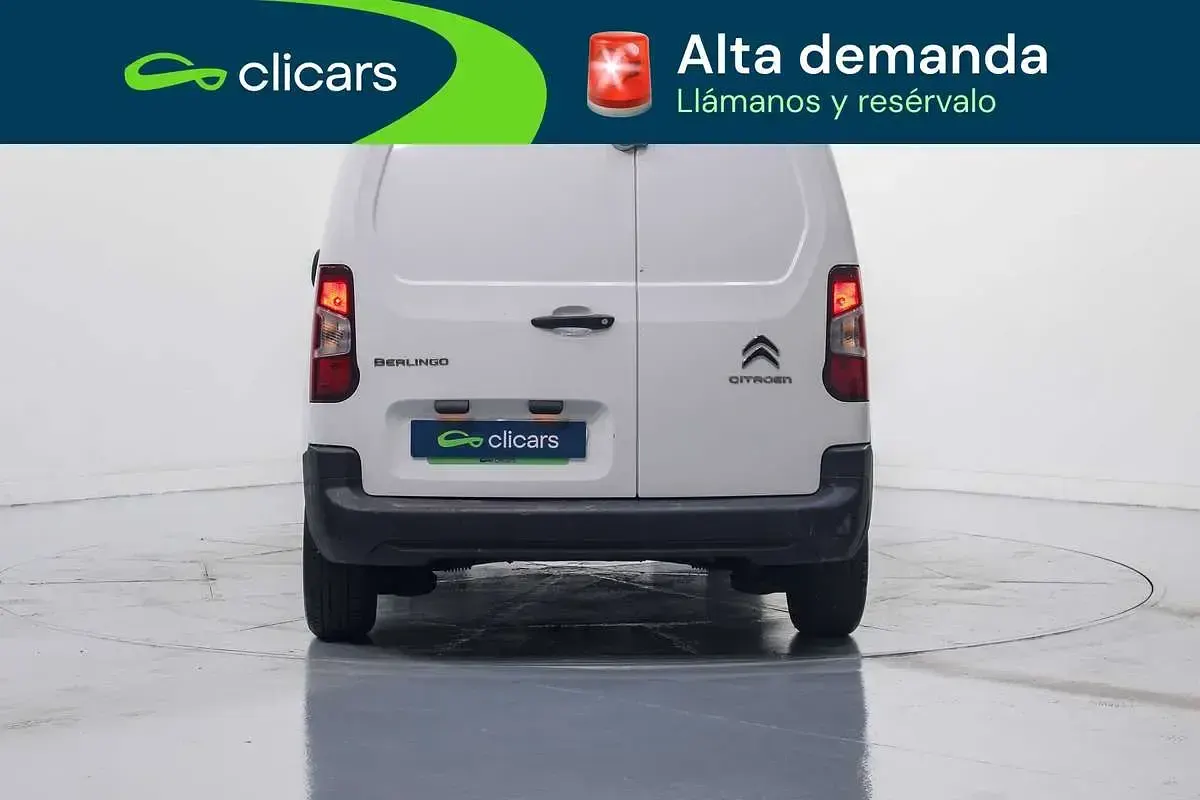 Usado Citroën Berlingo 102 CV (75 kW) 2022 Blanco Monovolumen