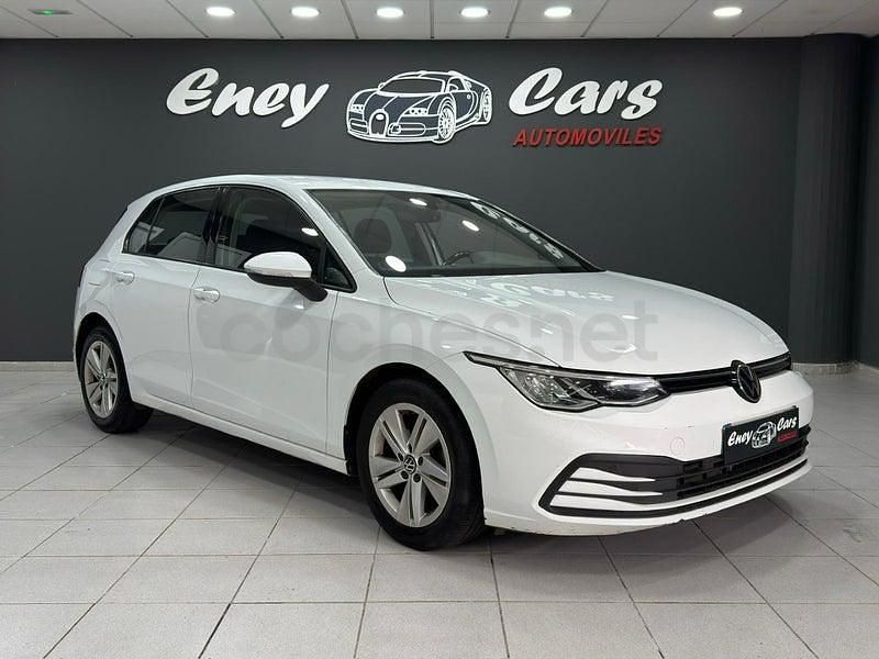 Usado VW Golf VIII 110 CV (80 kW) 2022 Blanco Berlina