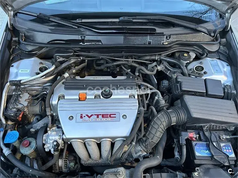 Usado Honda Accord Executive 190 CV (139 kW) 2003 Gris / plata Berlina