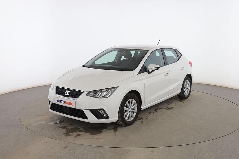 Usado Seat Ibiza Style 75 CV (55 kW) 2018 Blanco Utilitario