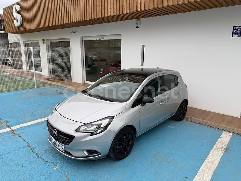 Usado Opel Corsa Color Edition 100 CV (73 kW) 2019 Gris / plata Berlina