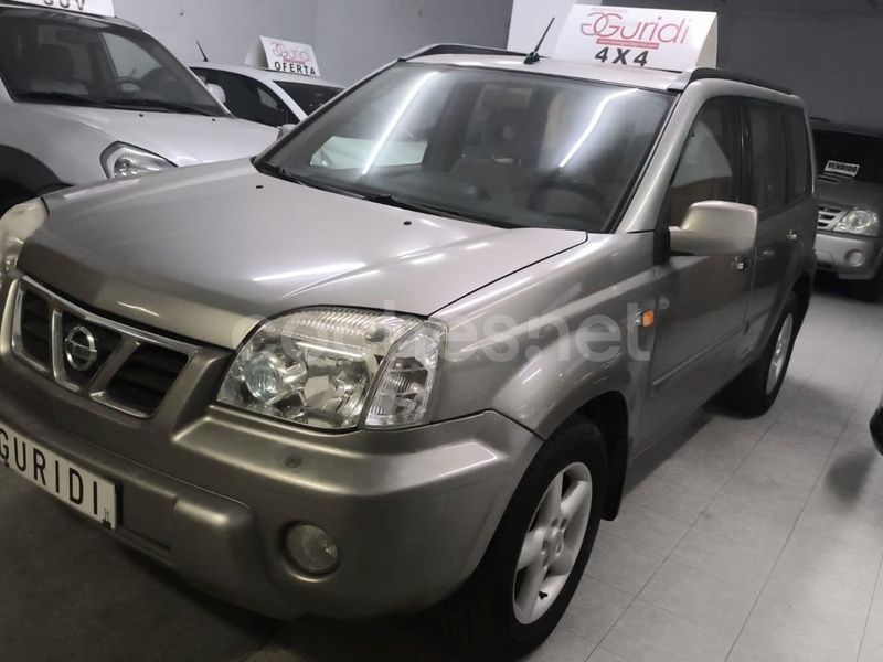 Beige Usado 2002 Nissan X-Trail SUV | 5899 € (Buen precio) - Imagen 1/4
