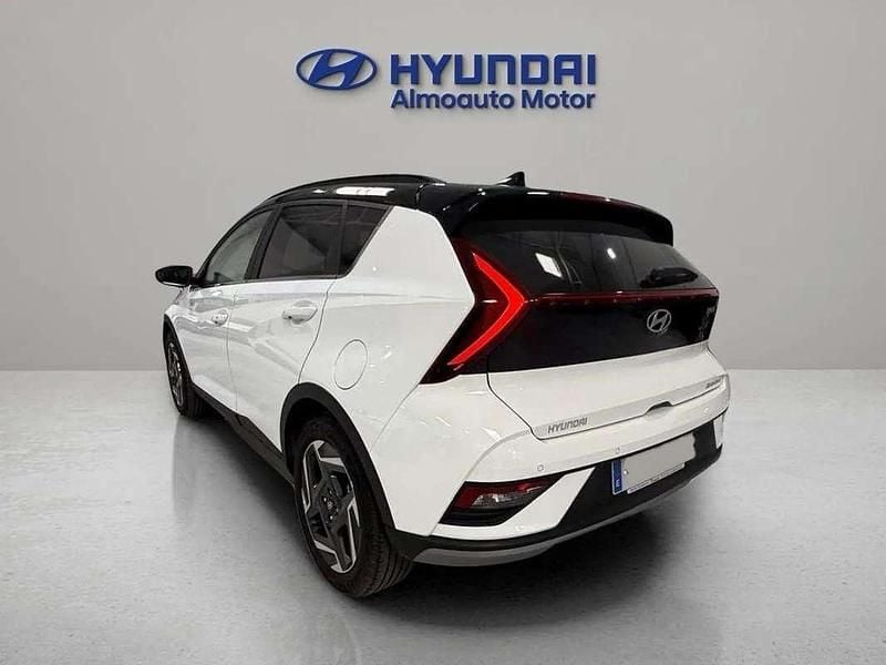 Usado Hyundai Bayon 102 CV (75 kW) 2025 Blanco SUV