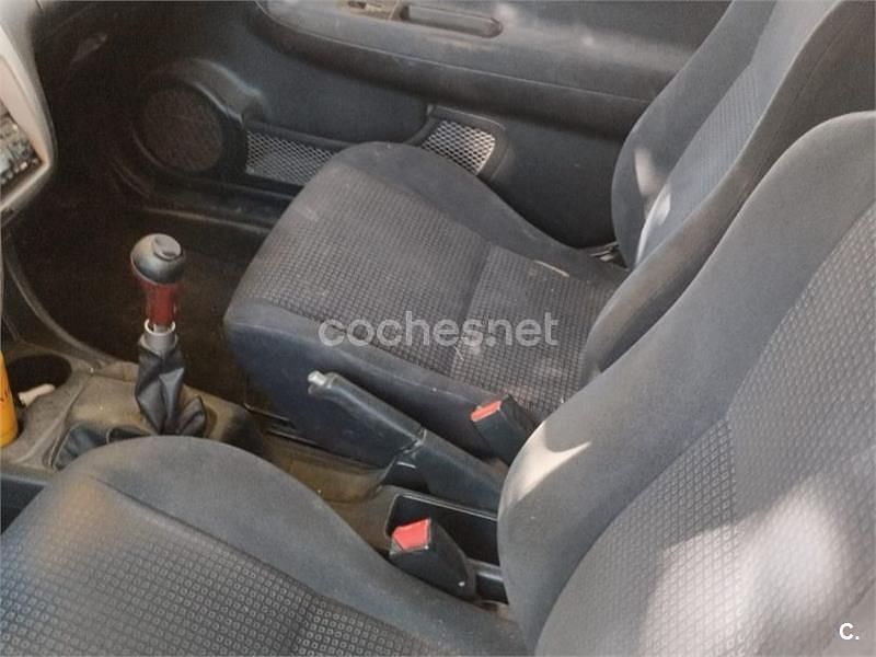 Usado Honda HR-V 105 CV (77 kW) 2003 Granate SUV