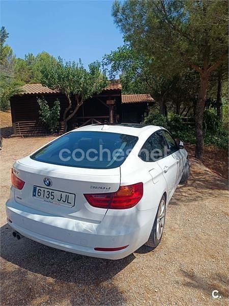 Usado BMW 320 Sport Line 184 CV (135 kW) 2014 Blanco Berlina